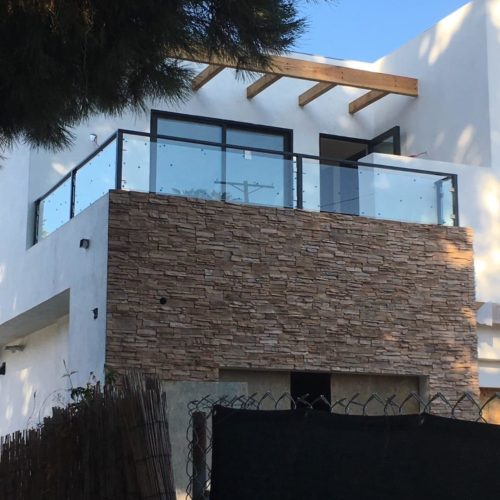 glass-railing-balcony-fance glass-railing-balcony-fance