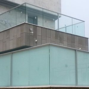glass-railings-apt glass-railings-apt